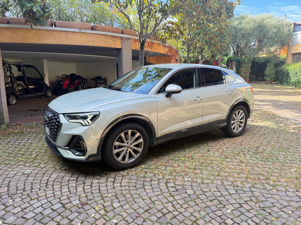 Audi Q3 SPORTBACK 35 tfsi s tronic