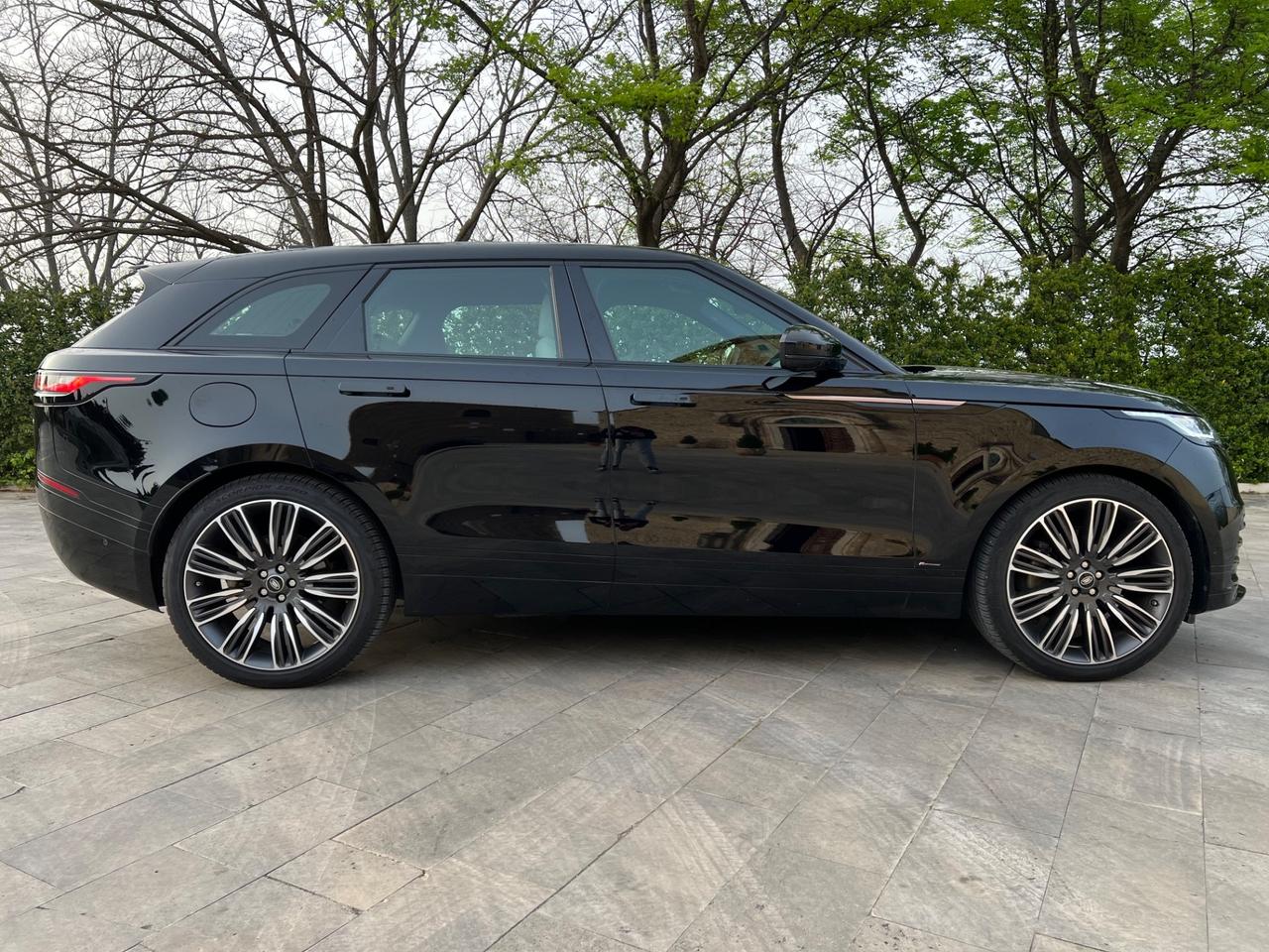 Land Rover Range Velar 3.0D l6 300 CV R-Dynamic HSE