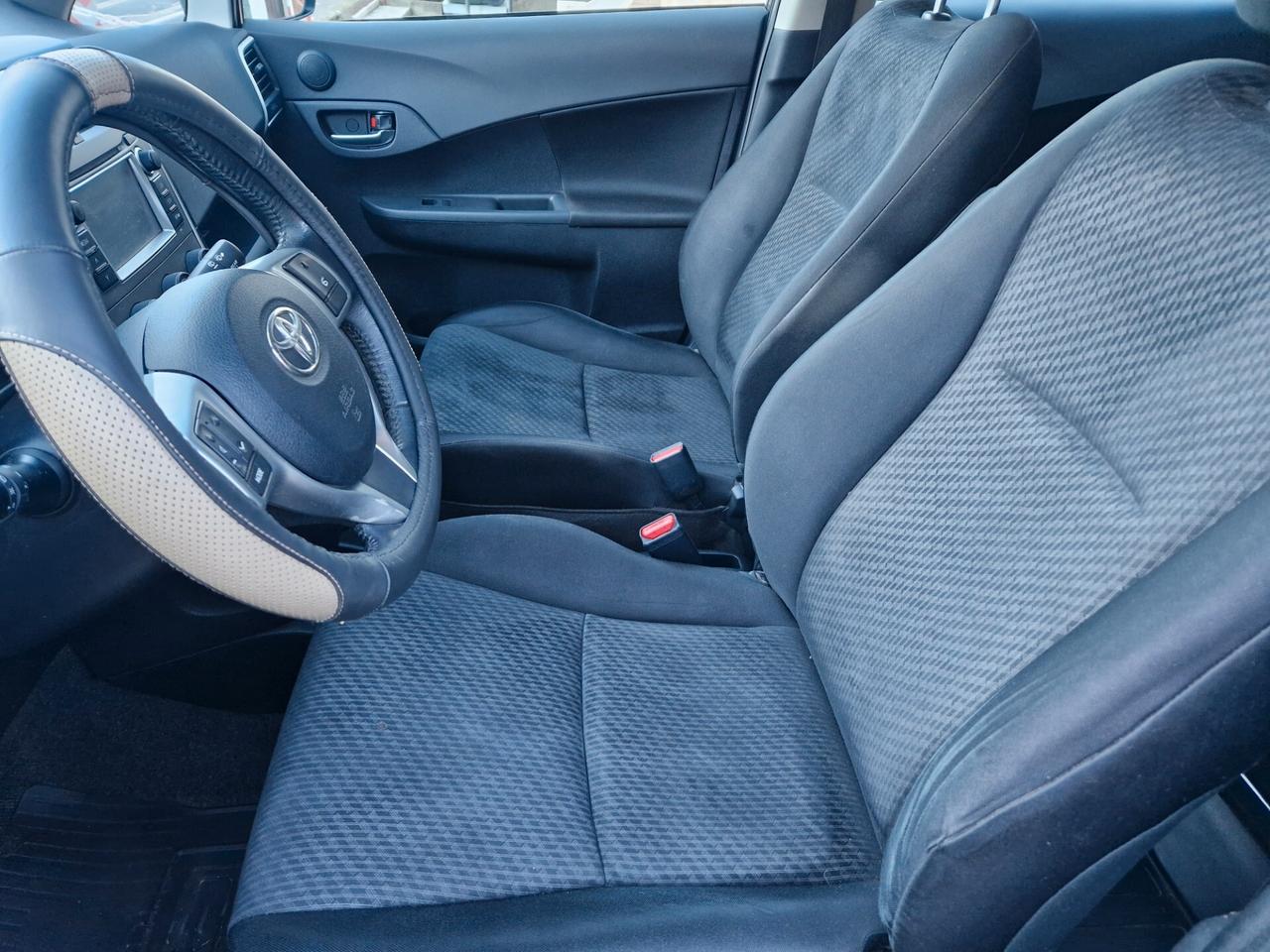 Toyota Verso-S 1.3 100CV "106.800 km" Benzina, Bluetooth, Camera