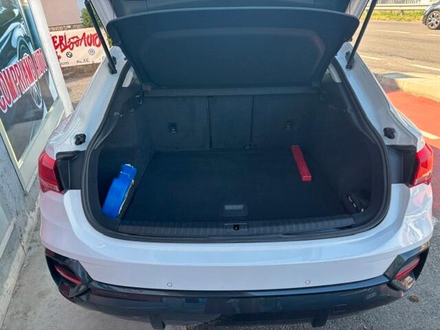 Audi Q3 35 TFSI Business