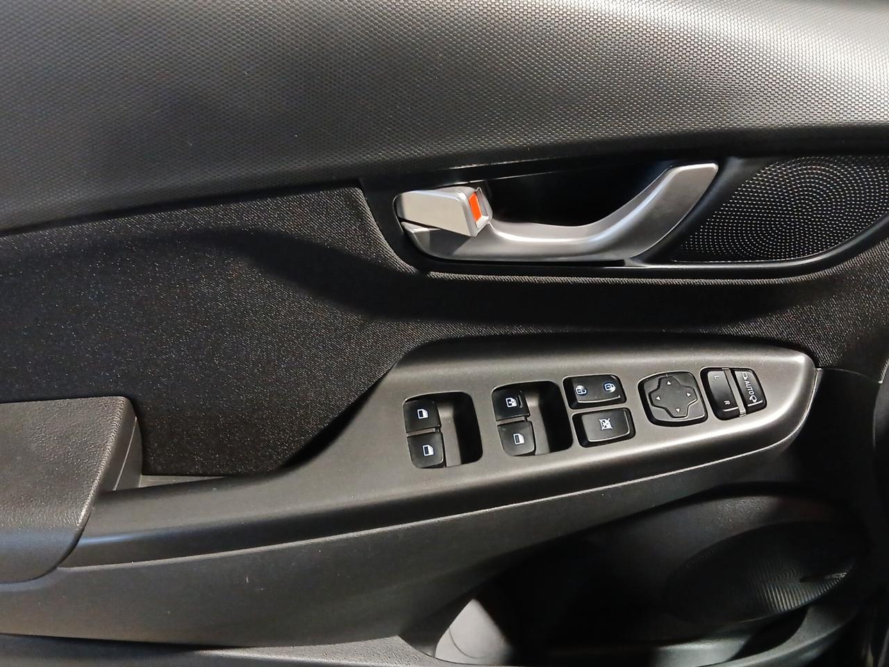 Hyundai Kona 1.0 T-GDI Hybrid 48V iMT XLine +ST+SP+TP