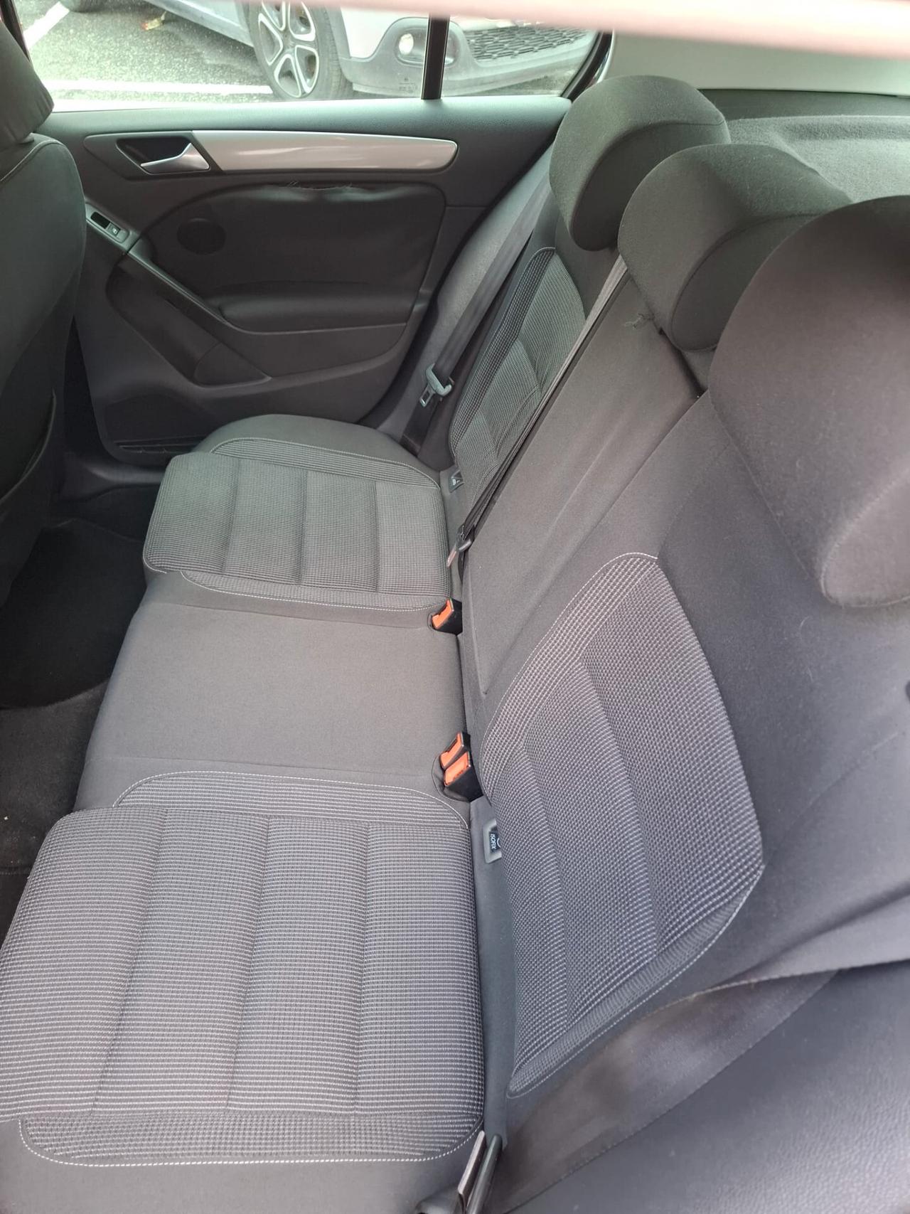 Volkswagen Golf 1.6 TDI DPF 5p. Highline