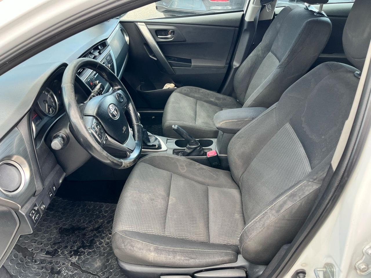 Toyota Auris 1.4 sw diesel