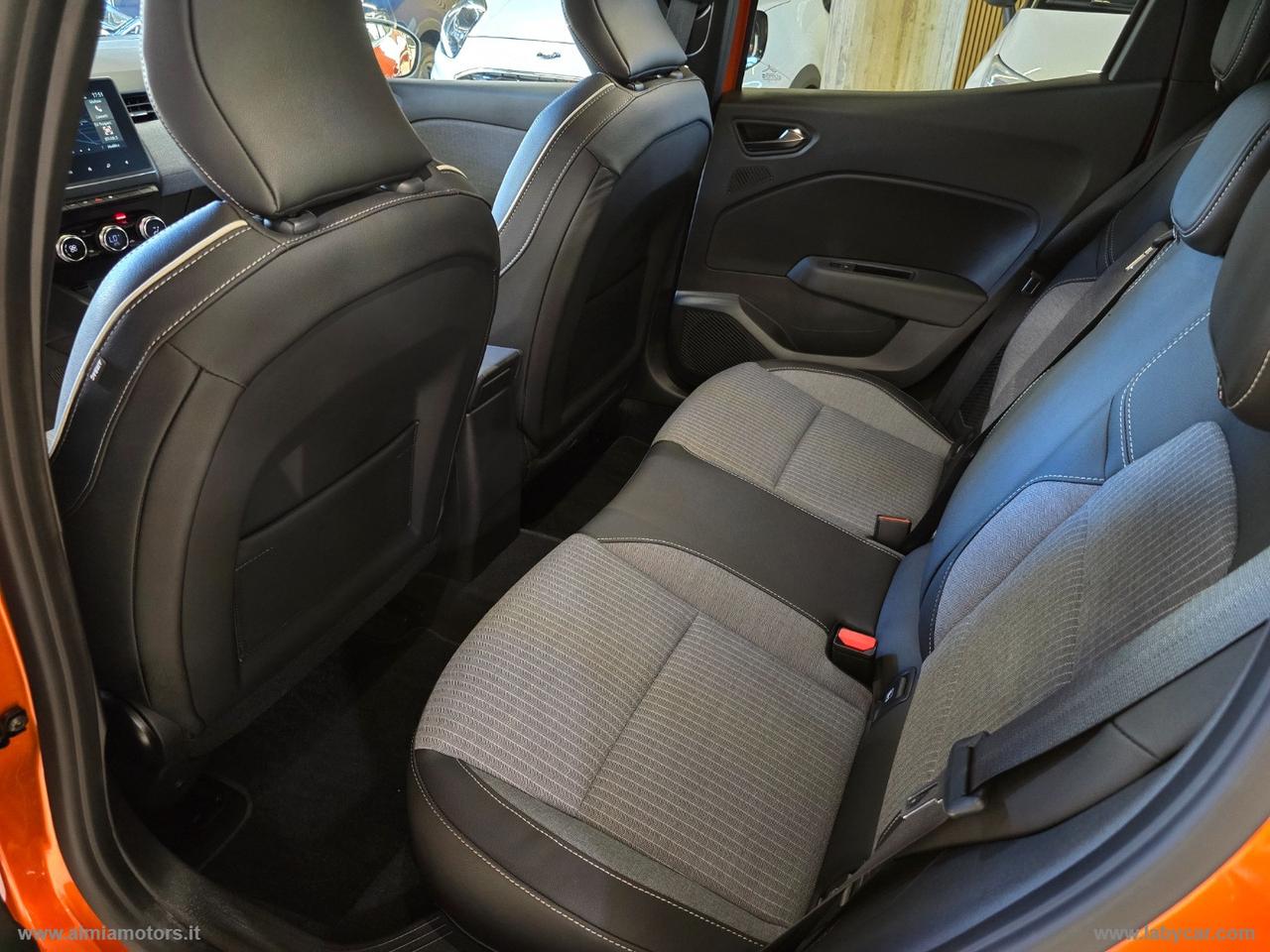 RENAULT Clio Full Hybrid E-Tech 145 CV Techno