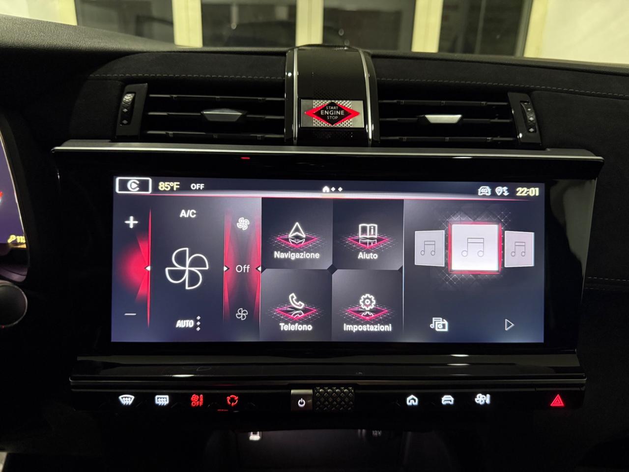 NEW Ds7 Crossback BlueHDi130cv PERFORMANCE LINE BLACK2023