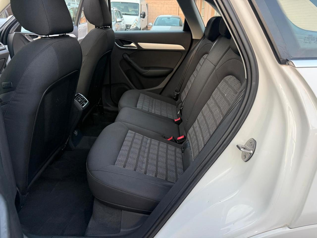 AUDI Q3 2.0 TDI 184 CV S tronic quattro edition Sport