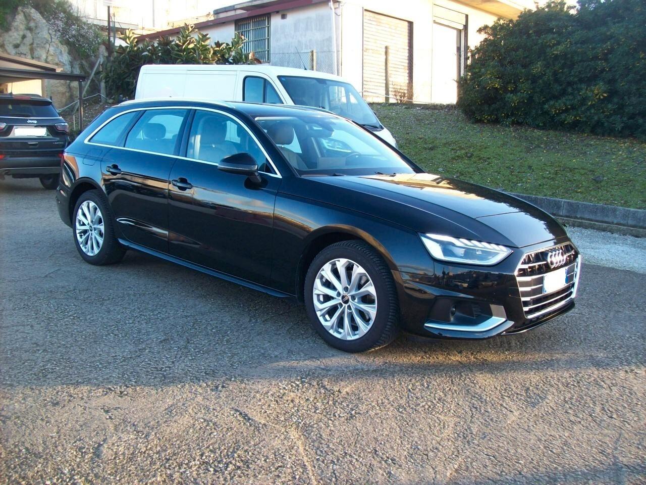 AUDI A4 2.0 TDI CV.163 AVANT Business Advanced "2022"