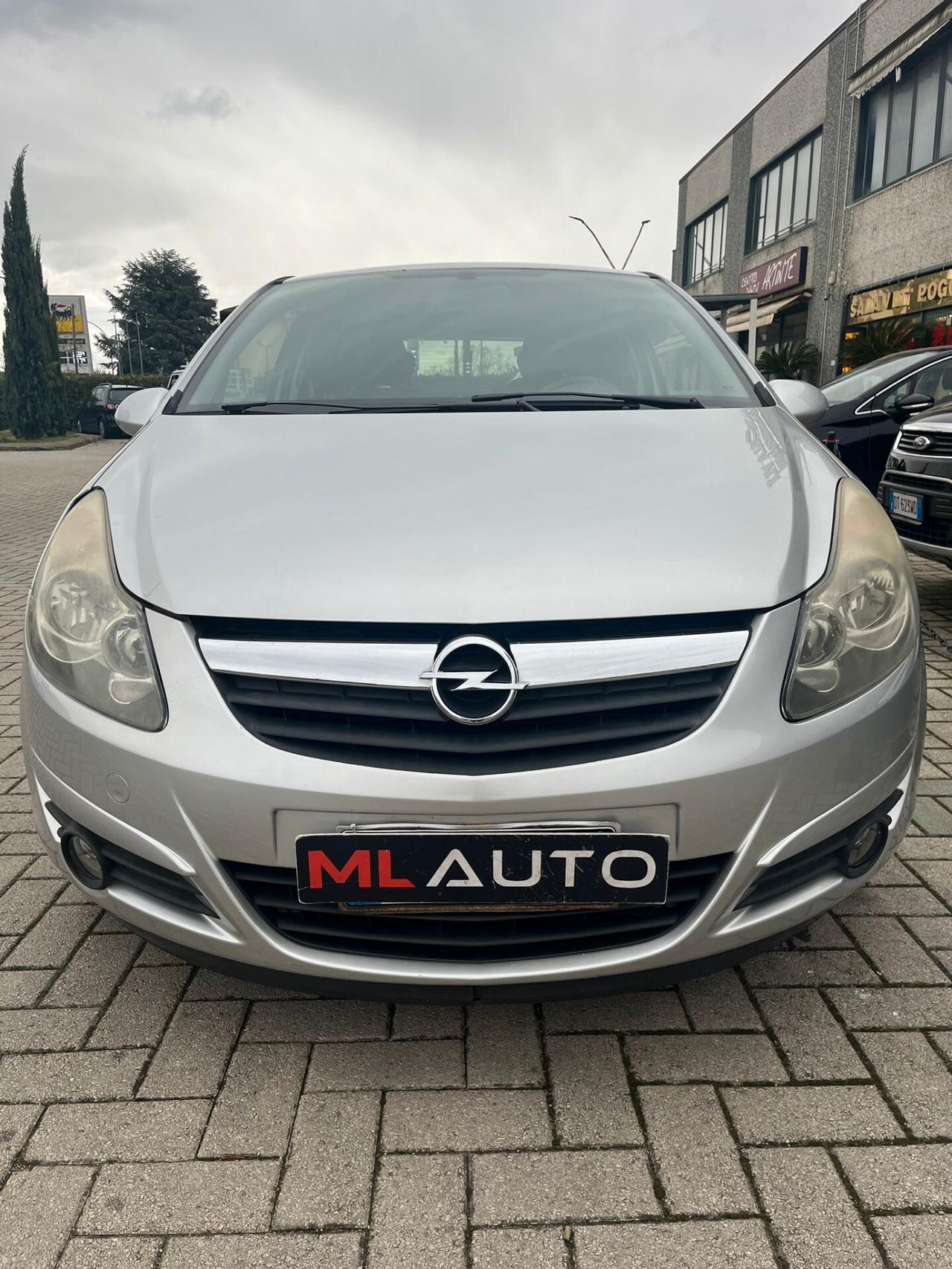 Opel Corsa 1.2 85CV 3 porte GPL-TECH Club - OK NEOPATENTATO