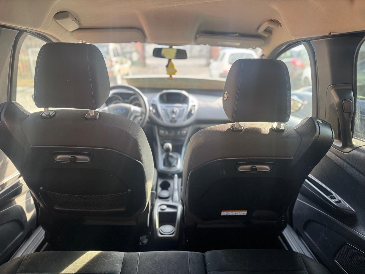 Ford B-Max 1.0 benzina adatta neopatentati