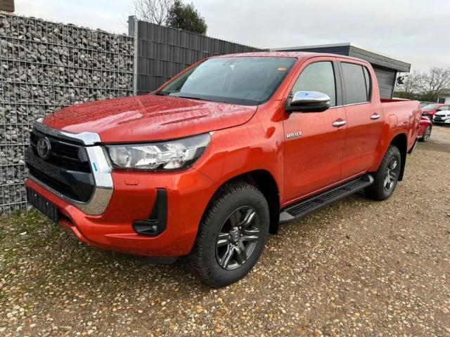 Toyota Hilux 2.4 D-4D AT 4WD 5-S Professional Premium L