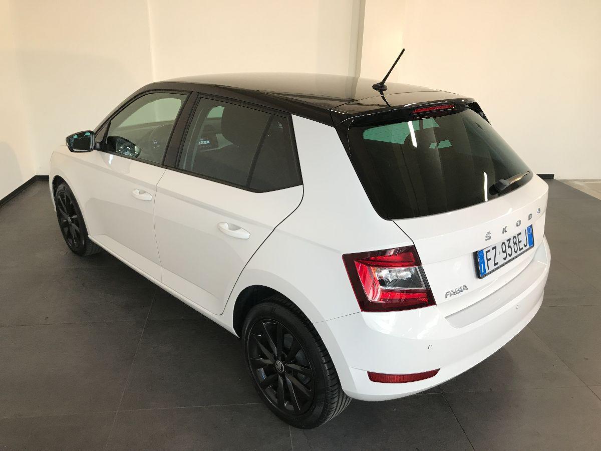 SKODA Fabia 1.0 MPI 60 CV Twin Color Nero