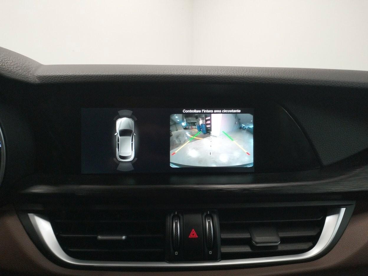 Alfa Romeo Stelvio 2.2 t rwd 180cv * 68.000 KM *