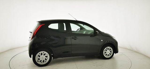TOYOTA Aygo Connect 1.0 VVT-i 72CV x-business CAMBIO AUTOM.