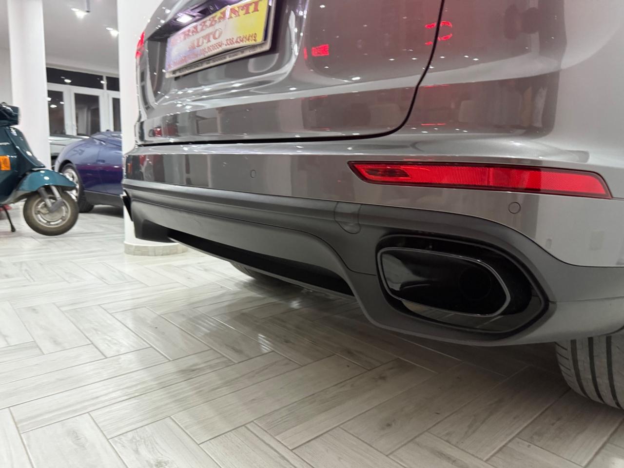 Porsche Cayenne 3.0D250cv BLACK+R21+CHRONO SPORT2016