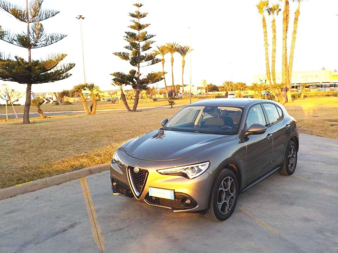 Alfa Romeo Stelvio 2.2 Turbodiesel 210 CV AT8 Q4 Business