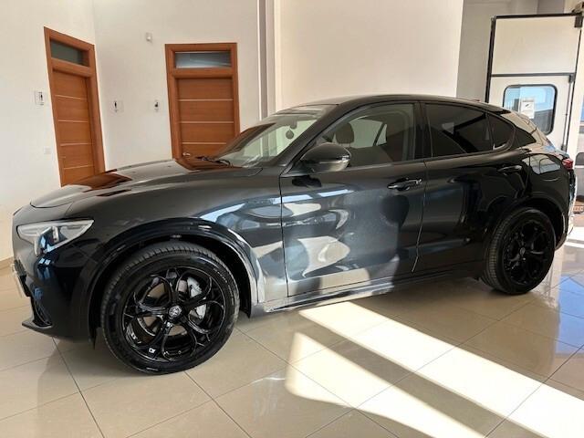 Alfa Romeo Stelvio 2.2 Turbodiesel 210 CV AT8 Q4 Super