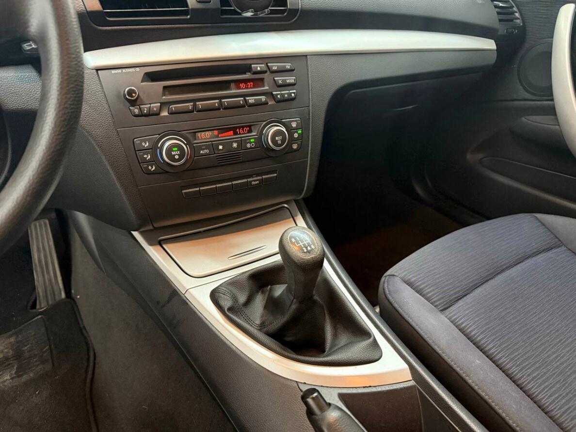 BMW Serie 1 (E87) 118d cat 5 porte Futura...