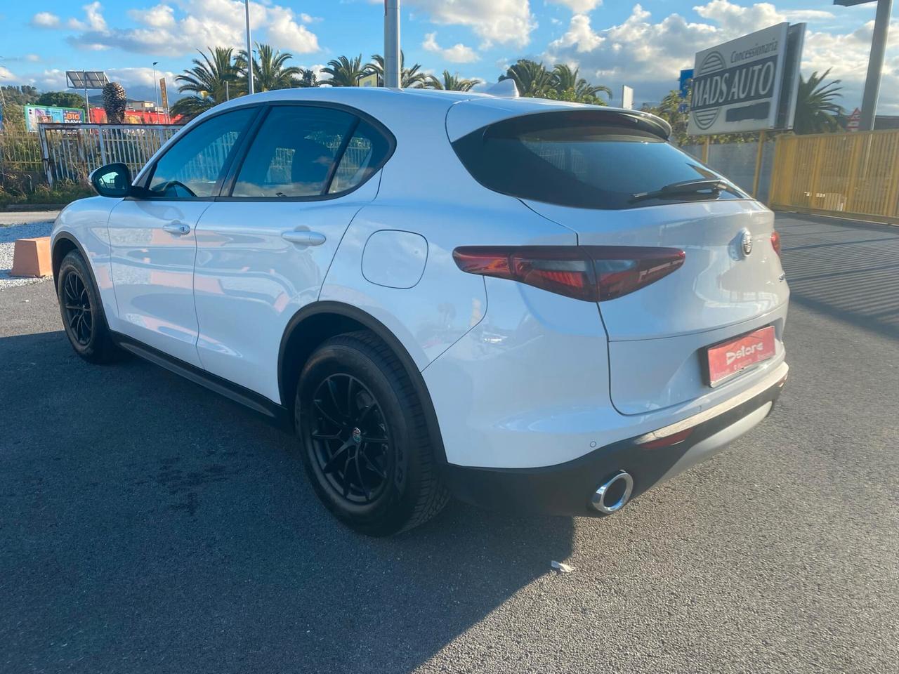 Alfa Romeo Stelvio 2.2 Turbodiesel 160 CV AT8 RWD Business