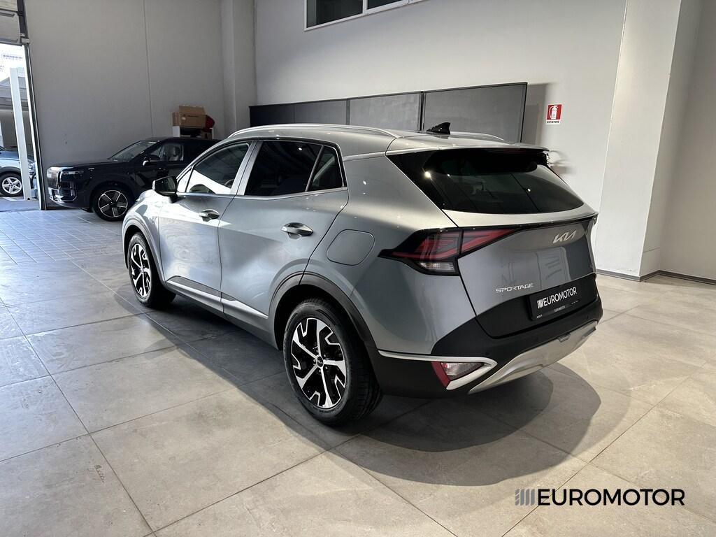 Kia Sportage 1.6 T-GDi HEV Style AT6