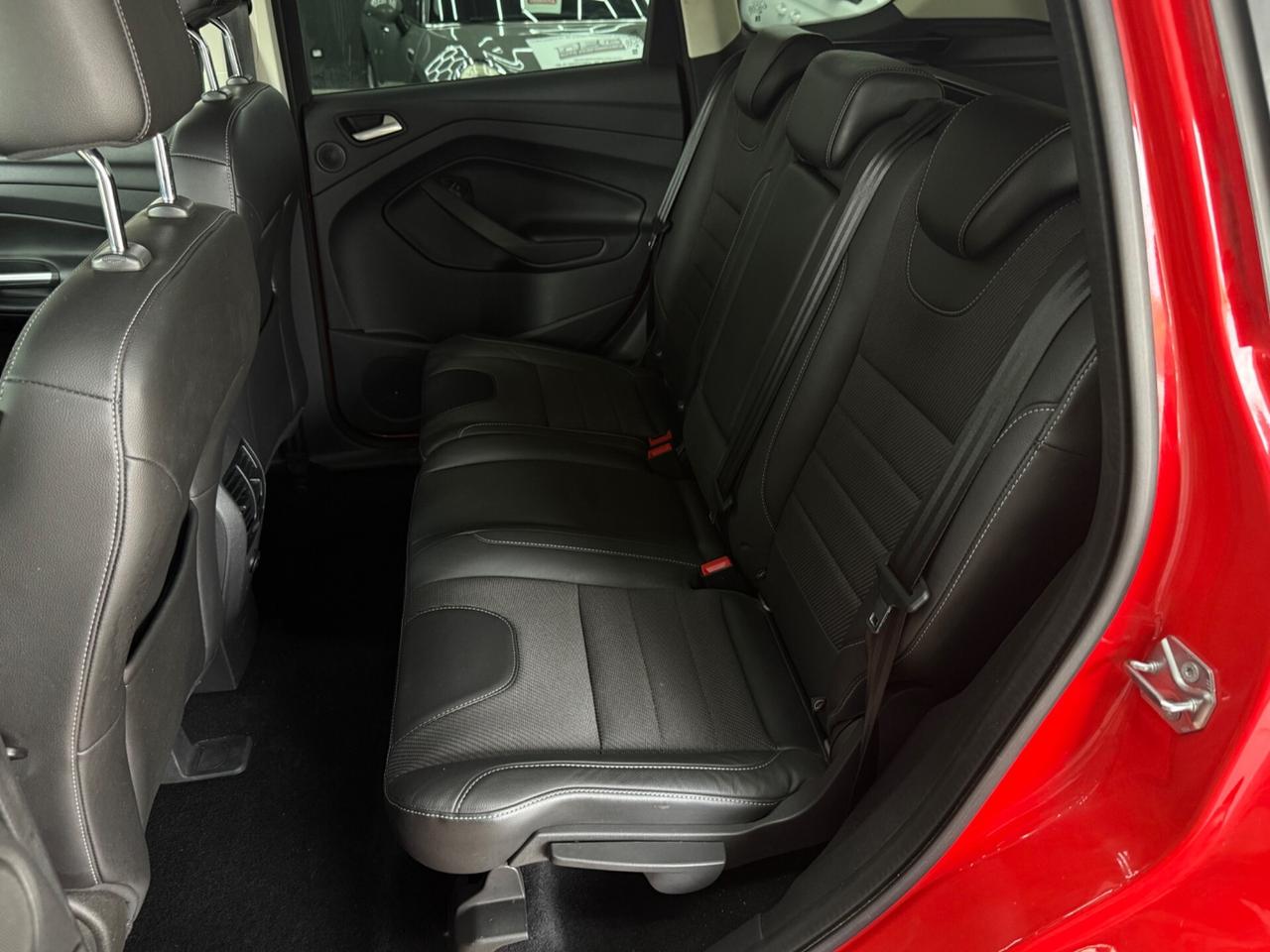 Ford Kuga 2.0 TDCI 120 CV S&S 2WD Titanium