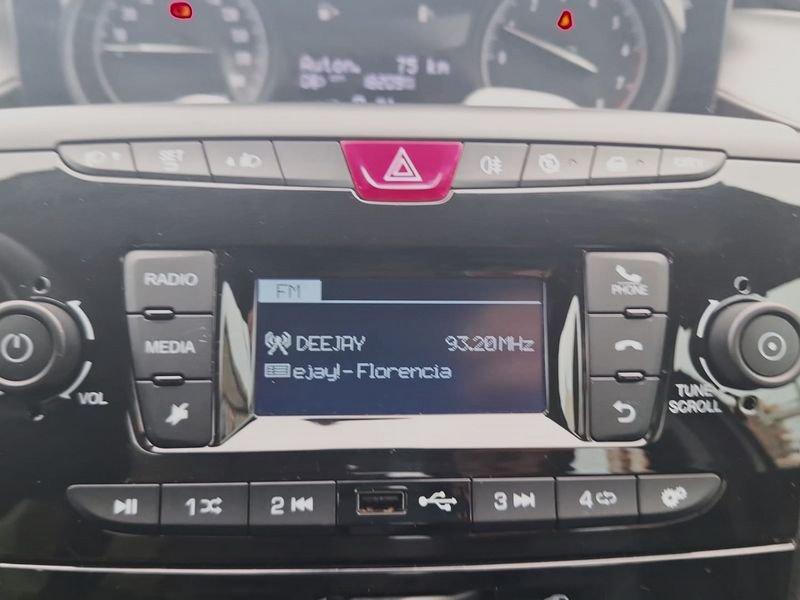 Lancia Ypsilon 1.0 FireFly 70 CV Hybrid Ecochic Silver S&S