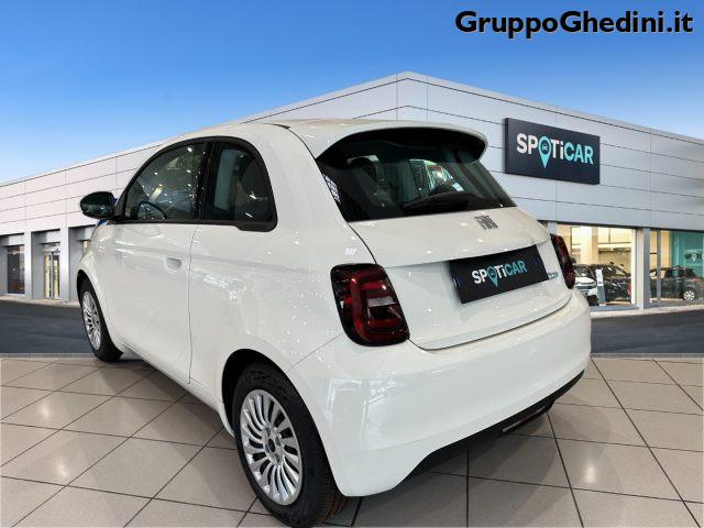 FIAT 500e Action Berlina 23,65 kWh