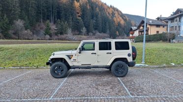 Jeep Wrangler 5P Sahara fari LED restyling