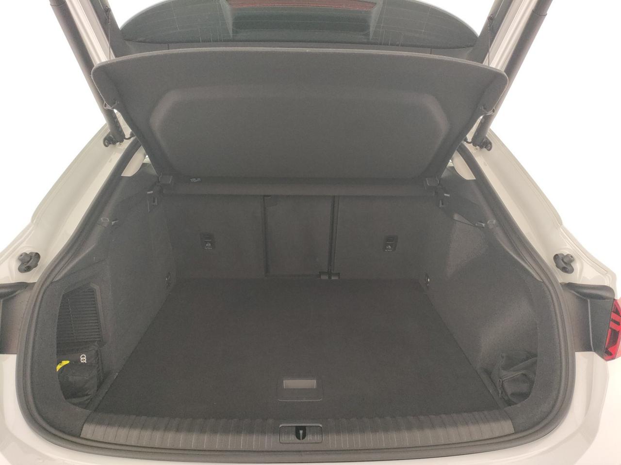 Audi Q3 sportback 45 1.4 tfsi e business plus s-tronic