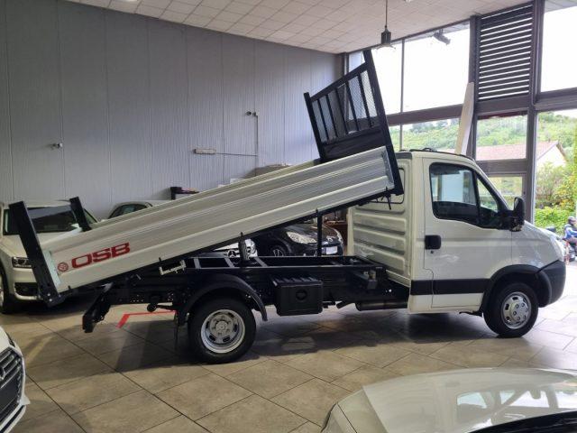 IVECO Daily 29L12 2.3 Hpi rib. trilaterale LUNG3.50 LARG2.05