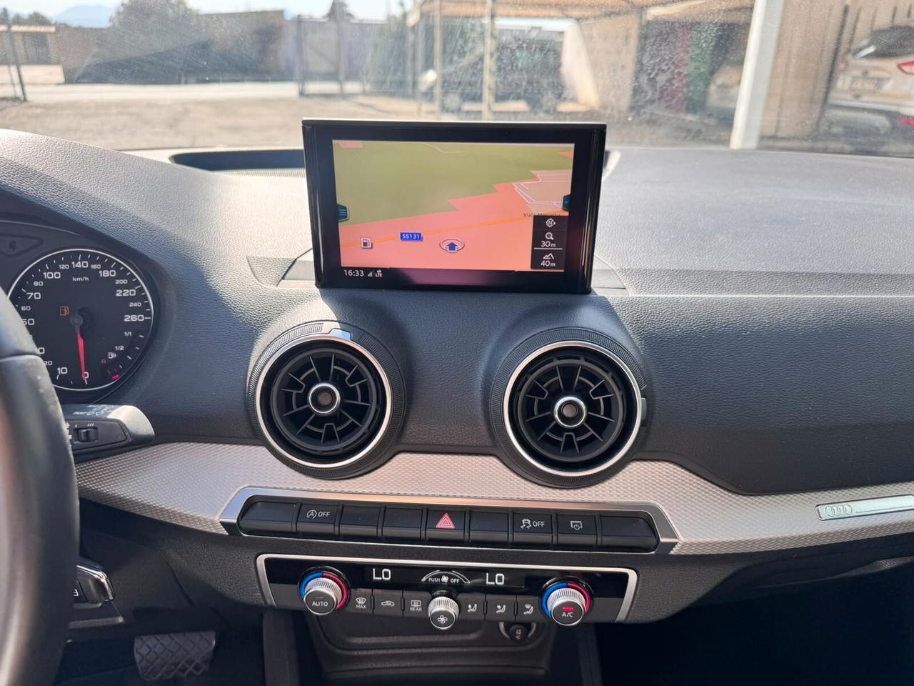 Audi Q2 30 TDI S tronic Business