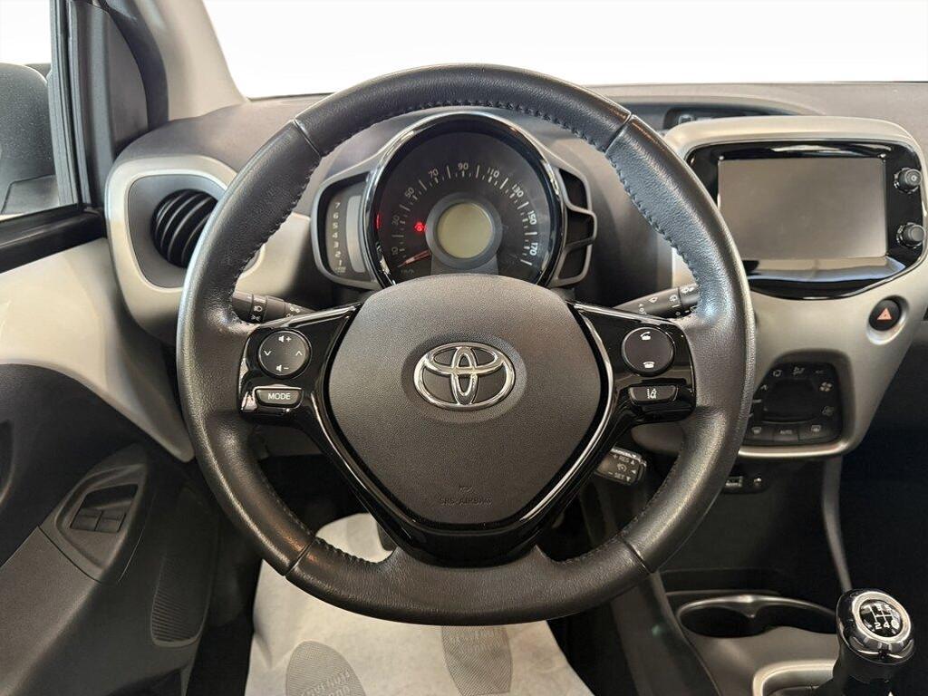 Toyota Aygo 5 Porte 1.0 VVT-i x-play
