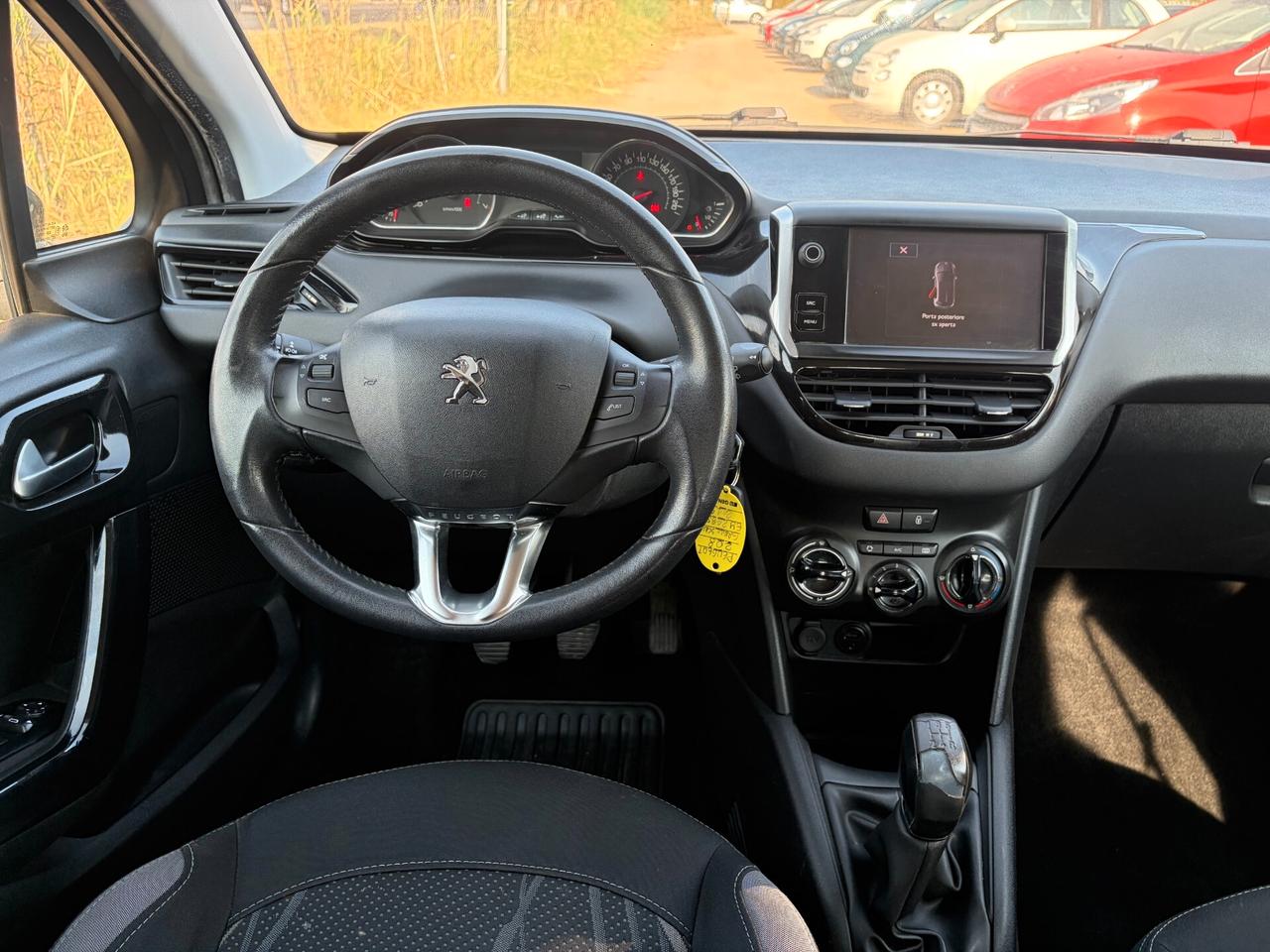 PEUGEOT 208 ALLURE 1.2 82CV 101.000 KM ANNO 2015 NEOPATENTATI