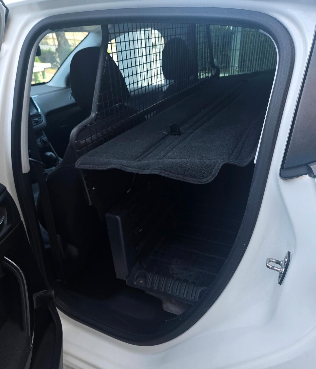 Peugeot 208 BlueHDi 75 5 porte Van Active