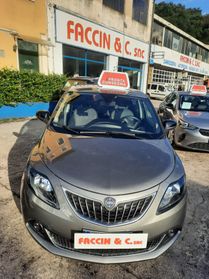 Lancia Ypsilon 1.0 FireFly 5 porte S&S Hybrid Ecochic Silver