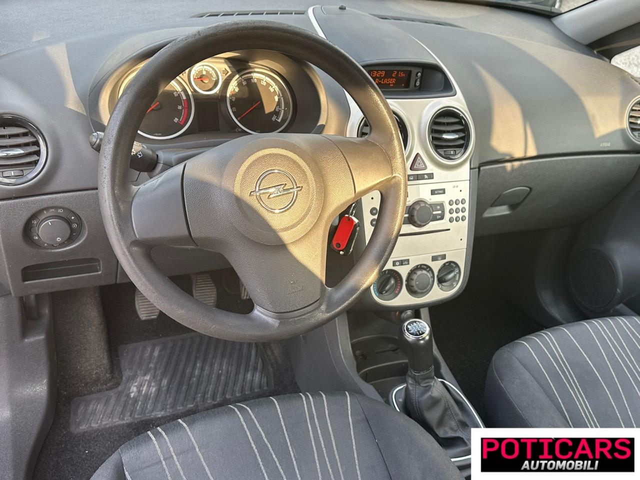 Opel Corsa 1.2 3 porte Easytronic Enjoy