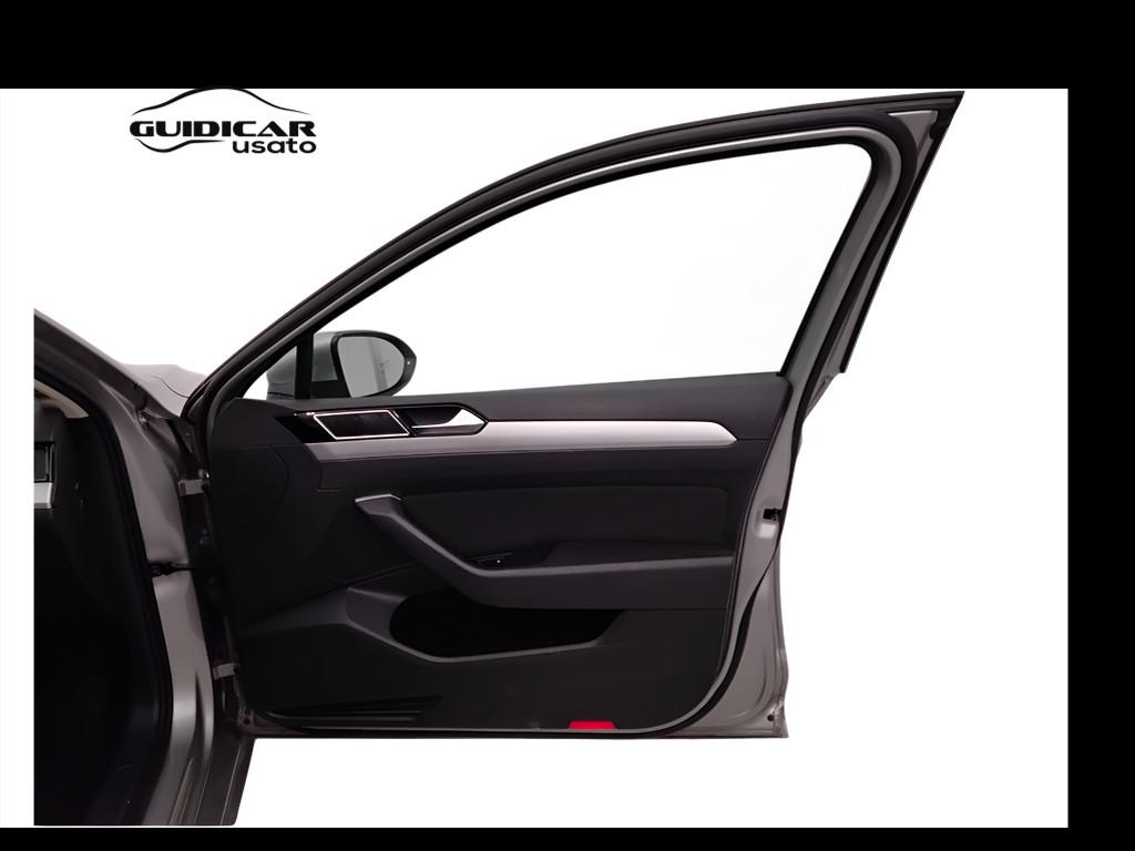 VOLKSWAGEN Passat VIII 2015 Variant - Passat Variant 2.0 tdi Business (