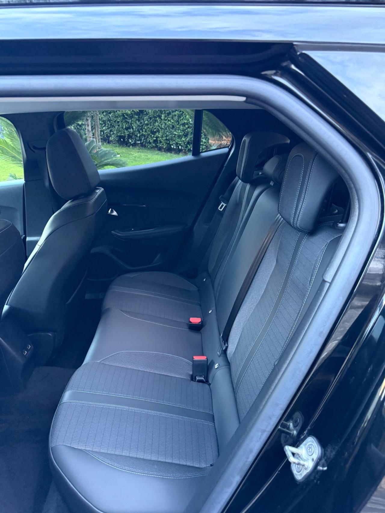 Peugeot 2008 1.5 Diesel EAT8 GT Pack uni proprietario