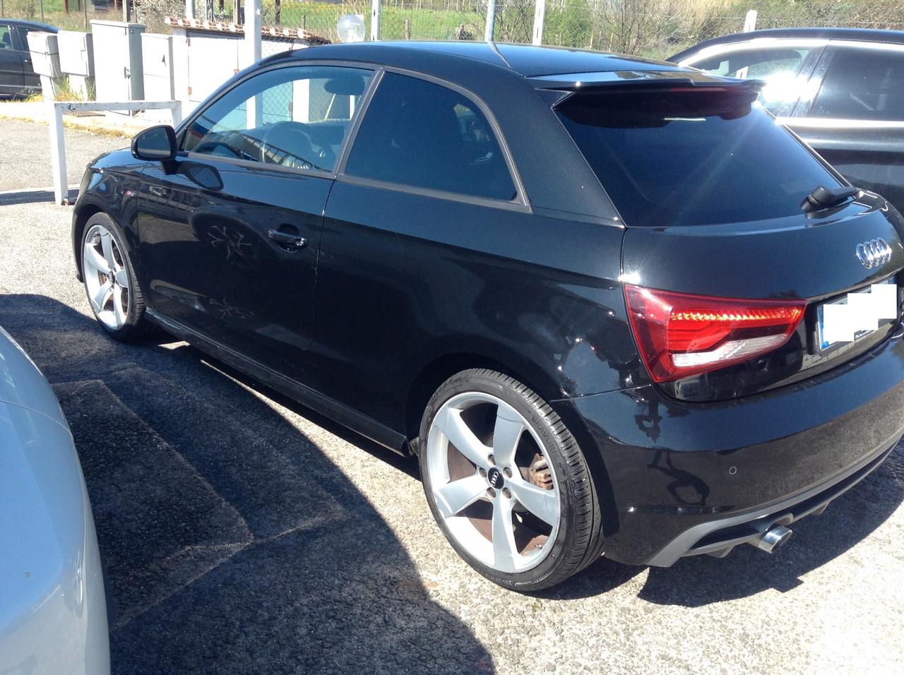 Audi A1 1.6 TDI 116 CV S tronic Sport S-LINE, STUPENDA, CERCHIO 18, NAVI, LED!!!