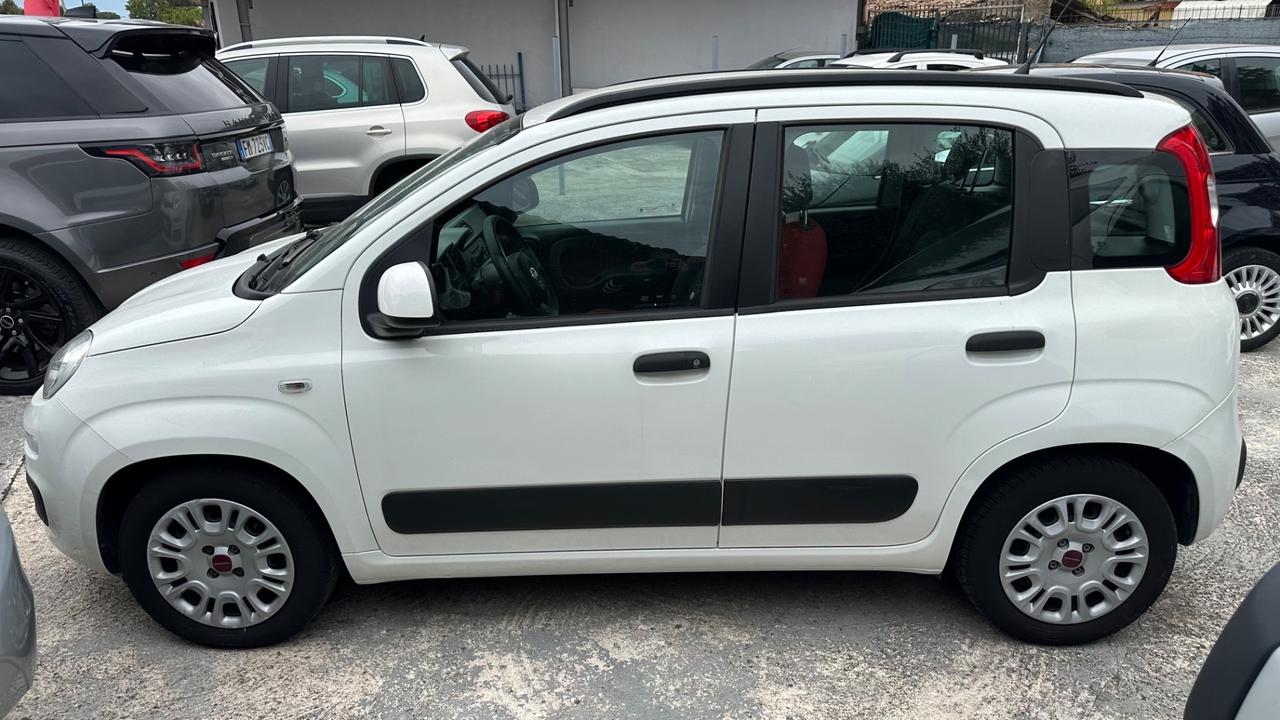Fiat Panda 1.2 EasyPower Lounge gpl casa madre