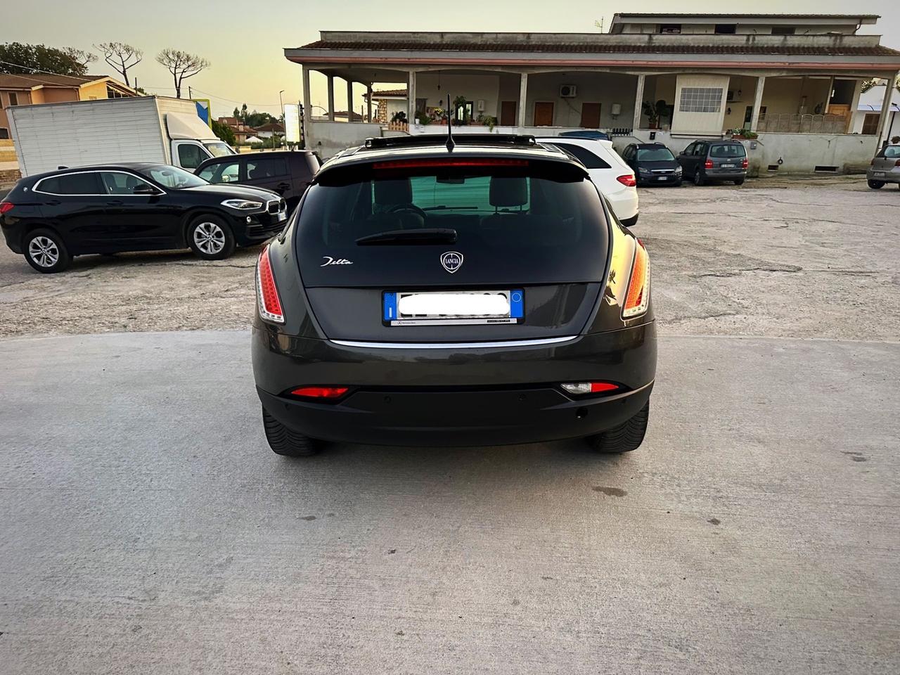 Lancia Delta 2.0 MJT DPF Platinum Extra Full Garanzia 12 Mesi