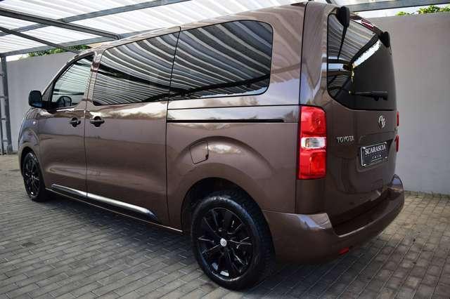 Toyota Proace Verso 2.0D 177 cv L2 Automatica Black Edition - "Autocarro N1"