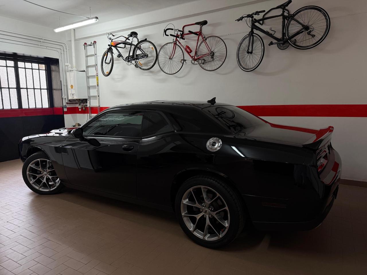 Dodge Challenger 3600 V6 km 41000 Permuto