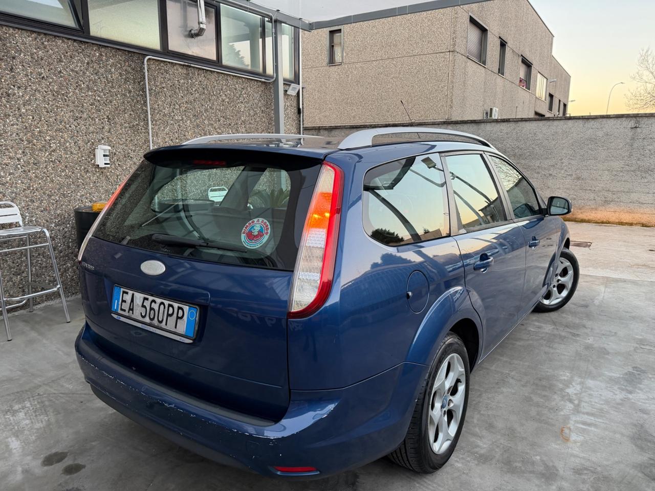Ford Focus 1.6 benzina EURO5A NEOPATENTATI-FAMIGLIARE