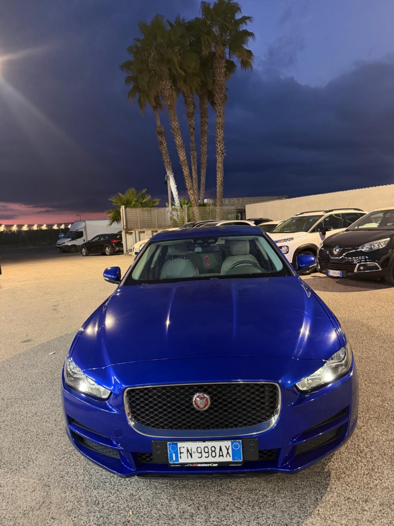 Jaguar XE 2.0 D 163 CV Portfolio