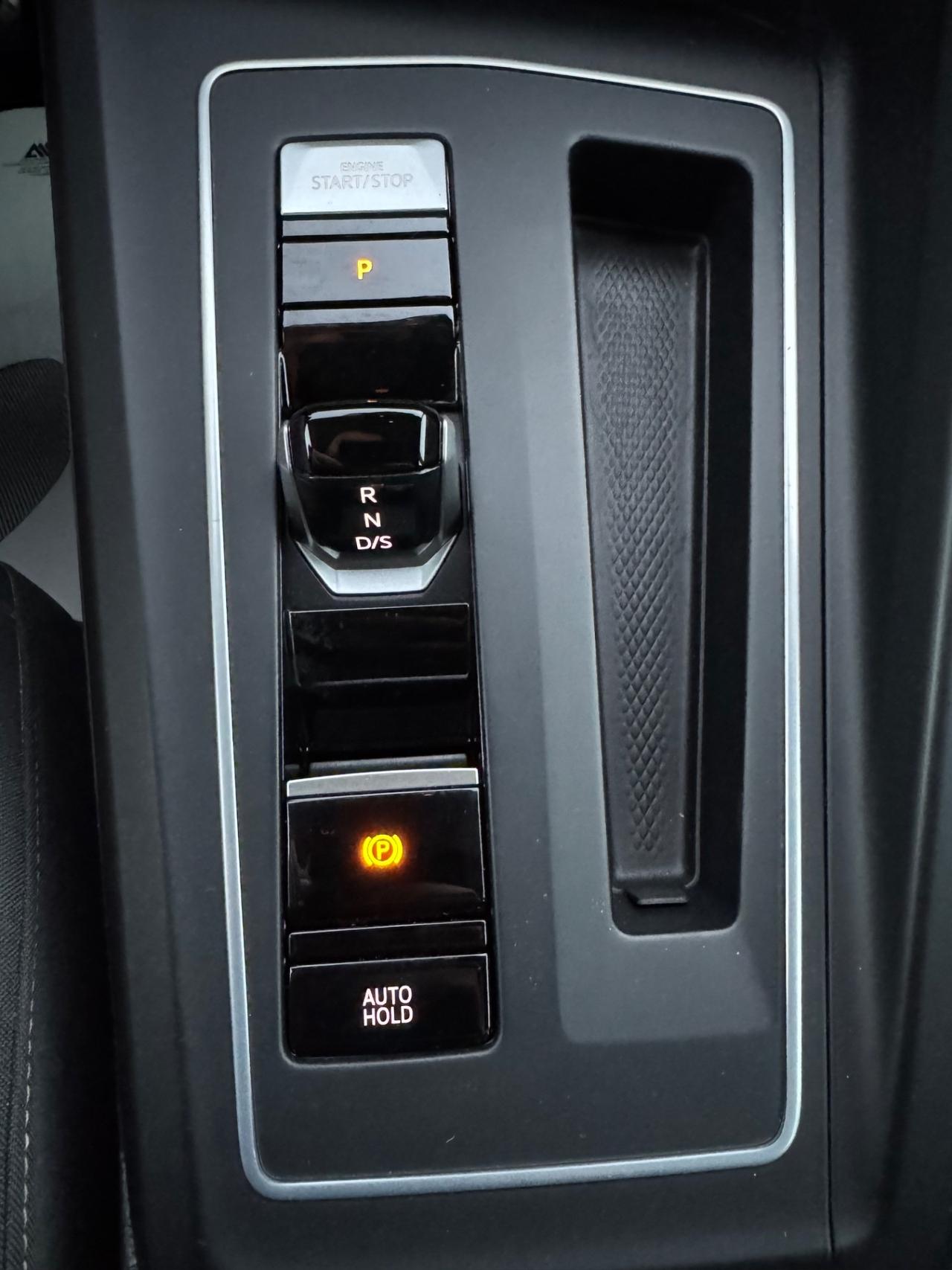 Volkswagen Golf 1.5 TGI 130Cv DSG Life