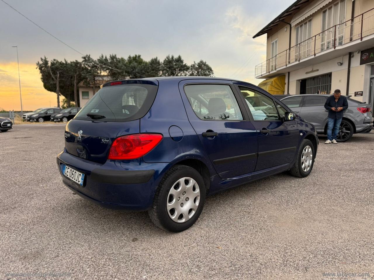 PEUGEOT 307 1.4 5p. XR