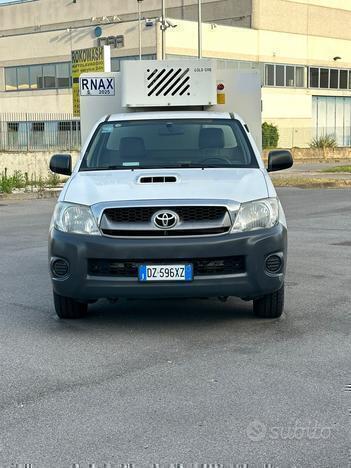 TOYOTA HILUX CON FRIGO SUPER PREZZO!