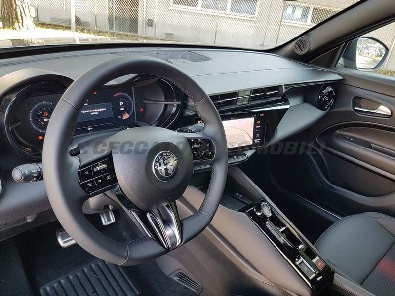 Alfa Romeo Junior Junior 1.2 ibrida Speciale 145cv edct6