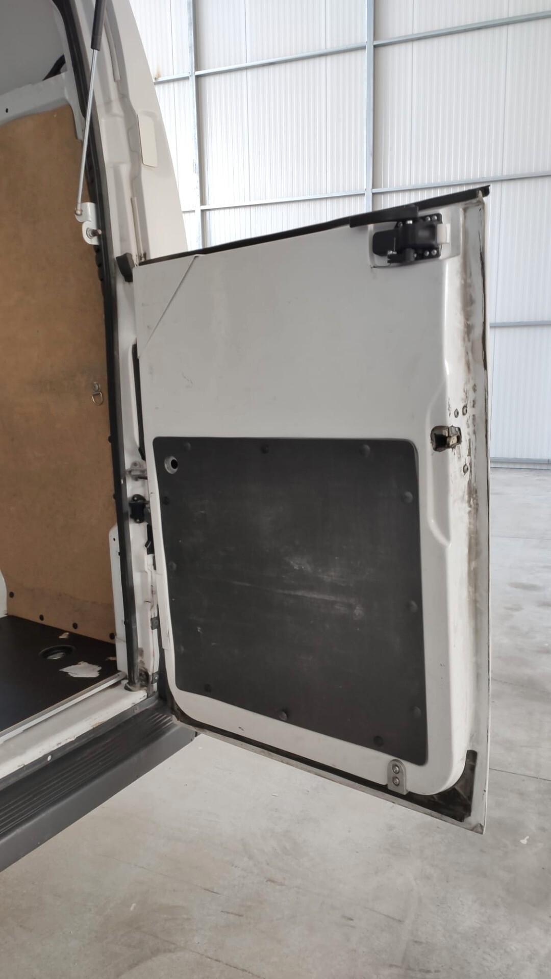 Fiat Ducato 2.3 Multijet - L3H4 (Tetto Extra Alto)