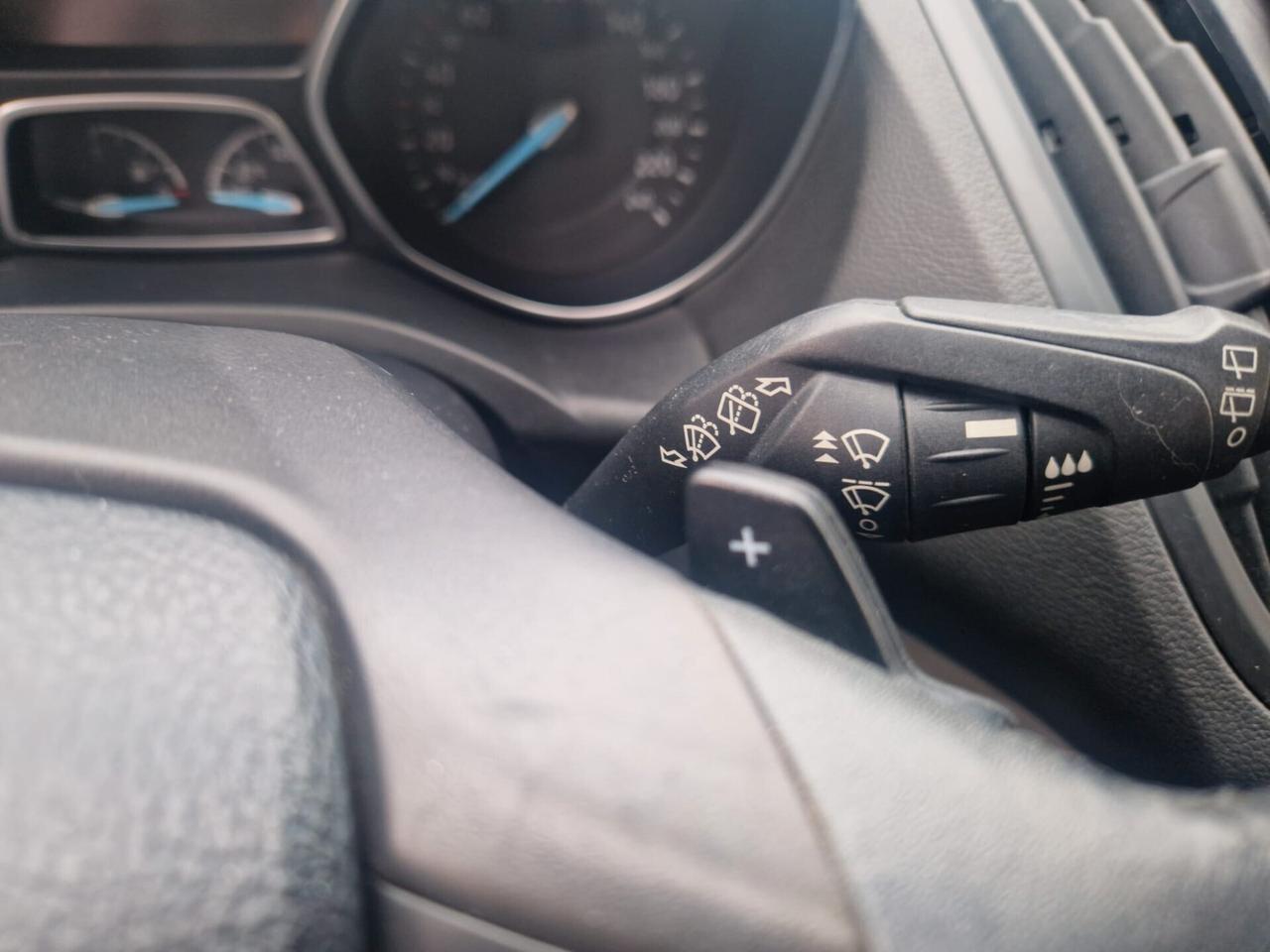 Ford Kuga 2.0 TDCI 150 CV S&S 4WD Powershift Titanium
